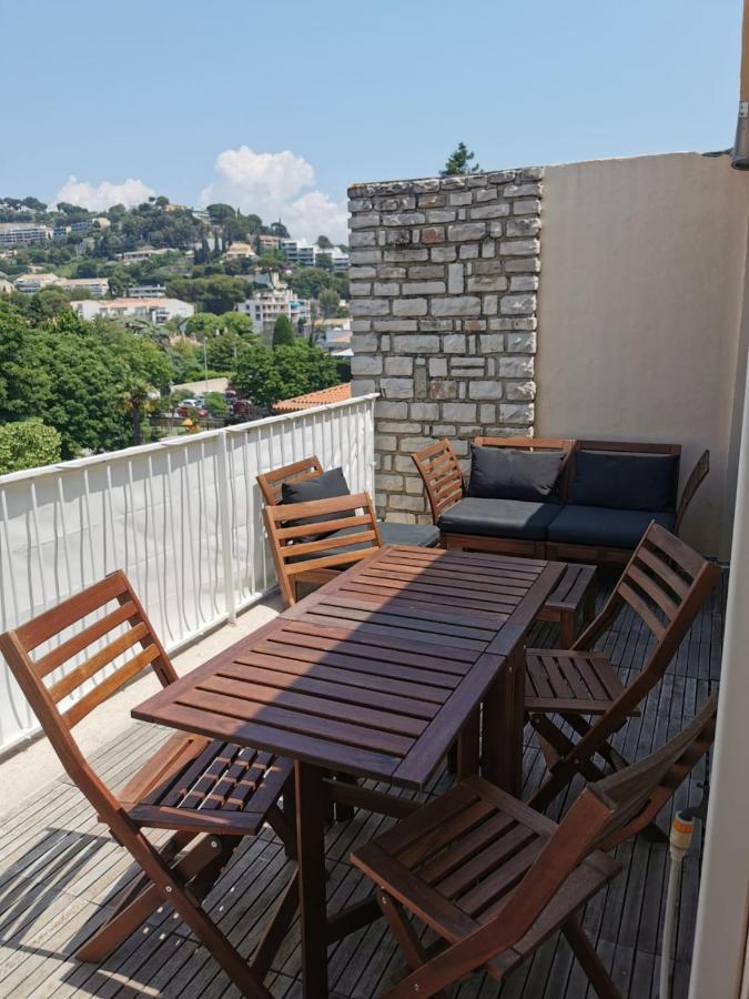 Entre Terre Et Mer Plein Centre Terrasse Cassis Exterior photo